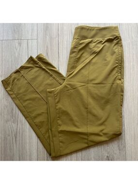 Athleta Vienna Slim Pants Athletic Pants Women's Size 12 EUC Gold Mustard